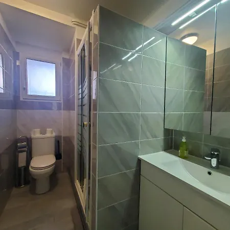 Port T2 58m2 Climatise Avec Terrasse, Parki *